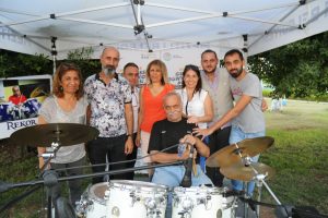 60 yaşındaki bateristin rekor denemesi yarıda kaldı