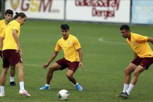 Galatasaray derbi hazırlıklarına başladı