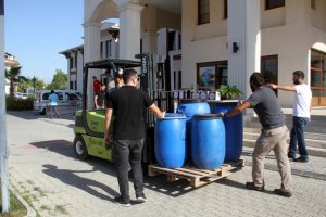 Fethiye'de sahte şarap ele ge&ccedil;irildi