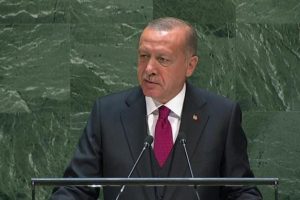 Cumhurbaşkanı Erdoğan'dan bir kez daha y&uuml;zleri s&ouml;yledi: D&uuml;nya 5'ten b&uuml;y&uuml;kt&uuml;r