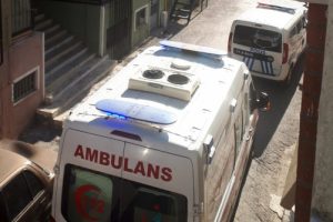&Ccedil;atıya &ccedil;ıkan cezaevi firarisi yoğun &ccedil;aba sonucu intihardan vazge&ccedil;irildi