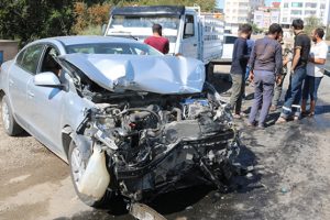 Babasının kaza yaptığını &ouml;ğrenince kendisi de kaza ge&ccedil;irdi