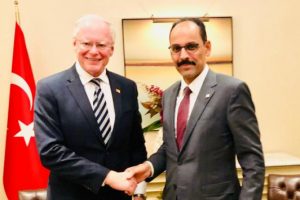 Kalın, Jeffrey ile bir araya geldi