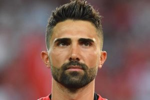 Fenerbah&ccedil;e'de beklenen karar!