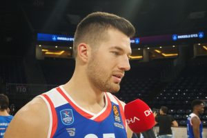 Alec Peters: Umarım Anadolu Efes ile şampiyonluklar yaşarım