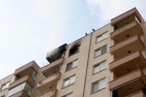 Sitede kortutan yangın