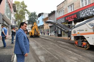 Bursa'da asfalt &ccedil;alışmaları hızlandı