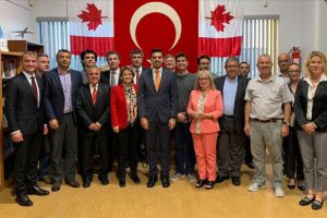 YTB Başkanı Eren Kanada'da M&uuml;sl&uuml;man kuruluşları ziyaret etti