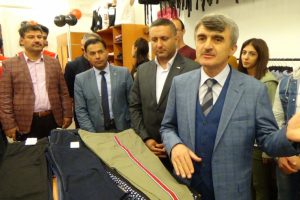 DP&Uuml;'de 'Giyisibank' a&ccedil;ıldı