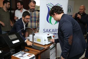 SUB&Uuml;'n&uuml;n geliştirdiği kanser tedavisi cihazı tanıtıldı