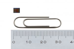 Samsung d&uuml;nyanın en k&uuml;&ccedil;&uuml;k pikselli sens&ouml;r&uuml;n&uuml; duyurdu