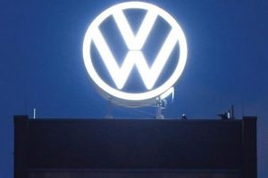 Volkswagen y&ouml;neticileri g&ouml;reve devam edecek