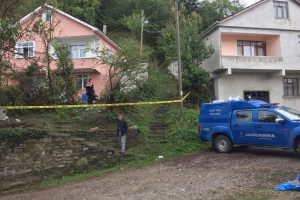 3 ayrı eve giren hırsızı jandarma yakaladı