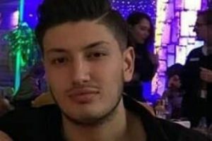 İ&ccedil;ki i&ccedil;iyor diye oğlunu bı&ccedil;aklayarak &ouml;ld&uuml;rd&uuml;