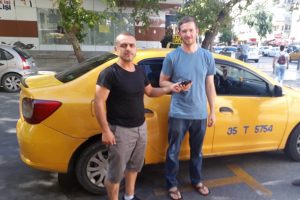 D&ouml;viz dolu &ccedil;antayı turistlere teslim etti
