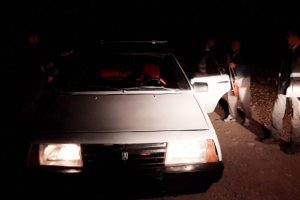 Otomobil farıyla tavşan avlayanlara su&ccedil;&uuml;st&uuml; yapıldı
