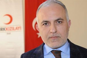 "Evlerinde &ccedil;atlak oluşan vatandaşlar binaları terk etsin"