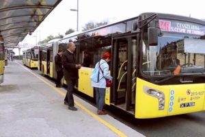 Deprem sonrası İstanbul'da hizmet veren metrob&uuml;s sayısı arttırıldı