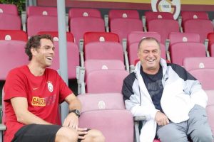 Florya'da Johan Elmander s&uuml;rprizi