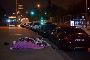 Depremin ertesi g&uuml;n&uuml; İstanbullular g&uuml;ne b&ouml;yle uyandı