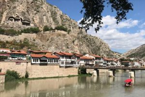 Amasya'da yabancı isimli iş yerlerine ruhsat verilmeyecek