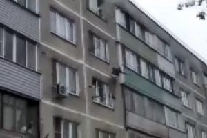 &Ccedil;ocuklarını kurtardıkları yangında can verdiler