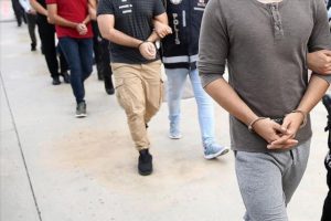 20 ilde FET&Ouml; operasyonu: 16 g&ouml;zaltı