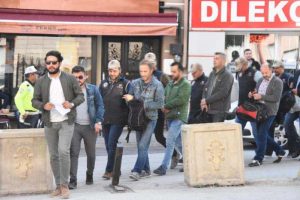 Eskişehir'de FET&Ouml; ş&uuml;phelisi 11 eski polis adliyede