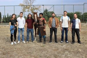 Atlı ok&ccedil;uluk Bursa'da &uuml;niversitede se&ccedil;meli ders oldu
