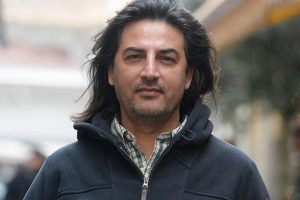 Şarkıcı &Ccedil;elik: Bu camiyi yapan adamı merak ediyorum