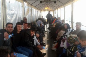 97 ka&ccedil;ak g&ouml;&ccedil;men yakalandı