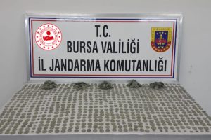 Bursa'da tarihi sikkeleri satamadan yakalandılar