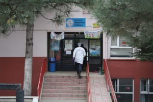 Okul hizmetlisi kalorifer dairesinde intihar etti