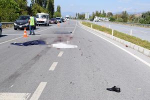 Tır, motosiklete &ccedil;arptı