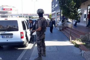 Silahlı banka soygunu: "&Ccedil;ocuğun hasta kusura bakmayın"