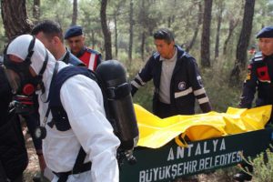 Par&ccedil;alara ayrılan emlak&ccedil;ının katil zanlısından kan donduran ifade