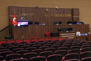 FET&Ouml; sanığı eşine s&uuml;rpriz i&ccedil;in Bank Asya'dan hesap a&ccedil;tırmış