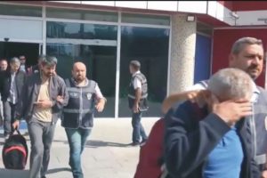 FET&Ouml;'c&uuml;lerin verdiği sorularla komiser yardımcılığına y&uuml;kselen 5 polis tutuklandı
