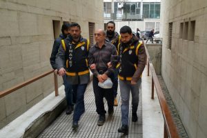 Bursa'da bek&ccedil;iyi balta ile &ouml;ld&uuml;ren sanık tahliyesini istedi