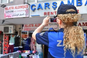 Bursa'da muhalefetten başkanlara T&uuml;rk&ccedil;e tabela teşekk&uuml;r&uuml;!