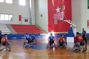 Galatasaray, İskenderun'u farklı ge&ccedil;ti
