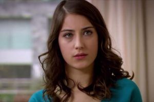 Hazal Kaya'yı heyecan sardı
