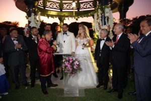 Kılı&ccedil;daroğlu nikah şahidi oldu