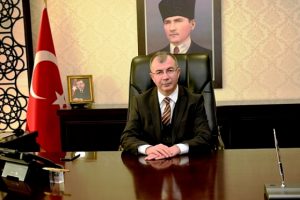 Artvin Valisi Yılmaz Doruk hasar raporunu a&ccedil;ıkladı