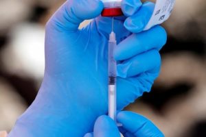 Ebola &ouml;l&uuml;m sa&ccedil;maya devam ediyor