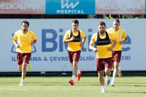 Galatasaray'da PSG mesaisi başladı