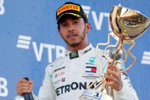 Rusya Grand Prix'inde zafer Lewis Hamilton'ın