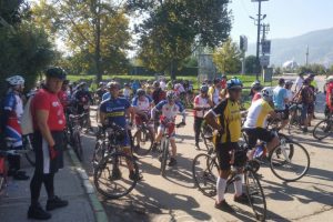 Bursa'da sağlıklı kalp i&ccedil;in 30 kilometre pedal &ccedil;evirdiler