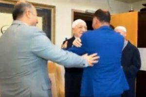 Mısır televizyonu, FET&Ouml; elebaşı G&uuml;len'in ayağına gitti