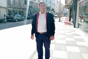 Hastaneye giden &ccedil;ift hırsızlık kurbanı oldu